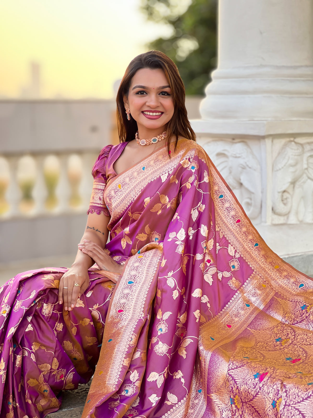 Onion Banarasi Silk Saree with Intricate Zari Work