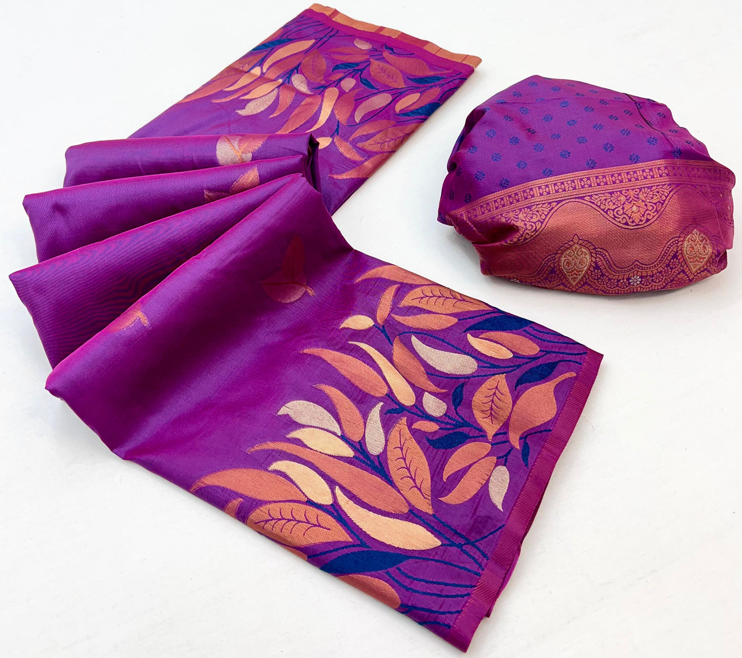 Magenta Takshshila Banarasi Soft Silk Saree