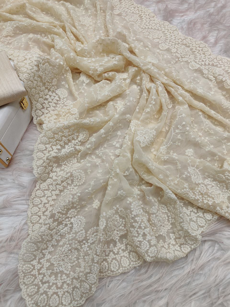 Cream Soft Organza Embroidery Thread Work Saree