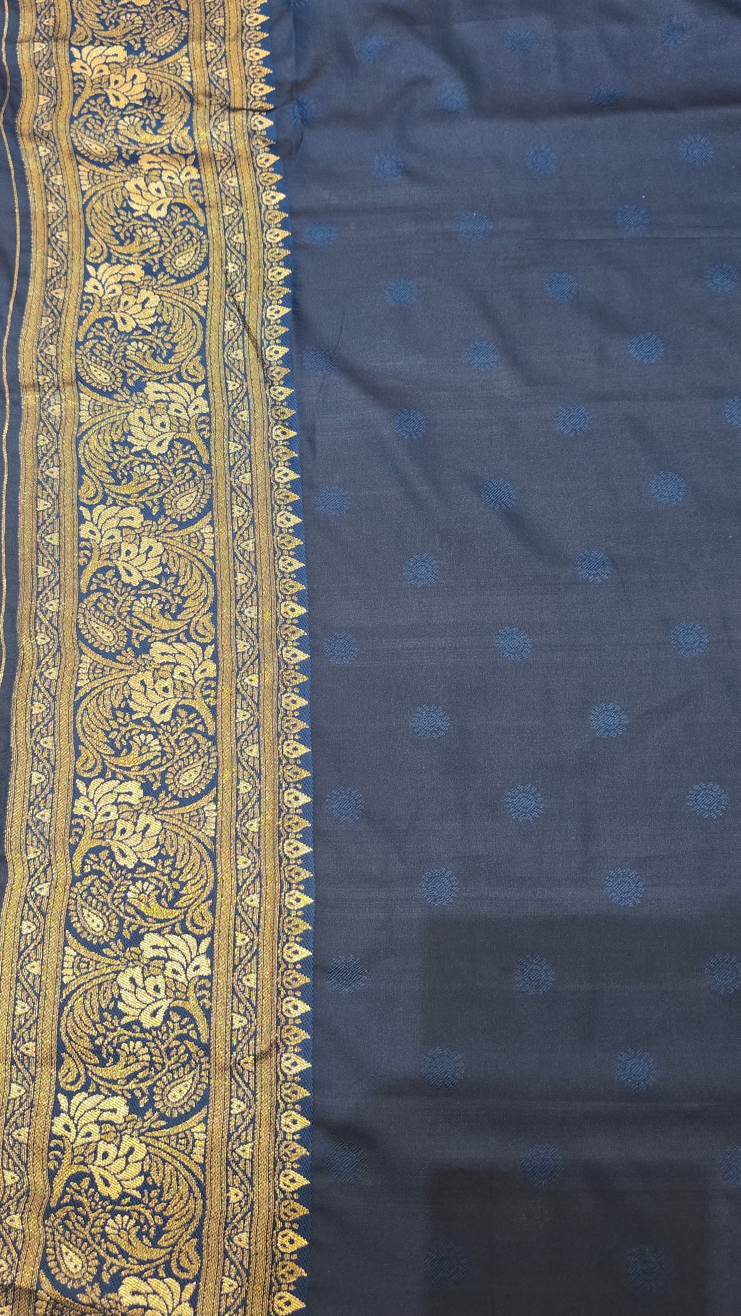 Sringara Antique Gold with Rama Kanjivaram Tissue Soft Silk Saree