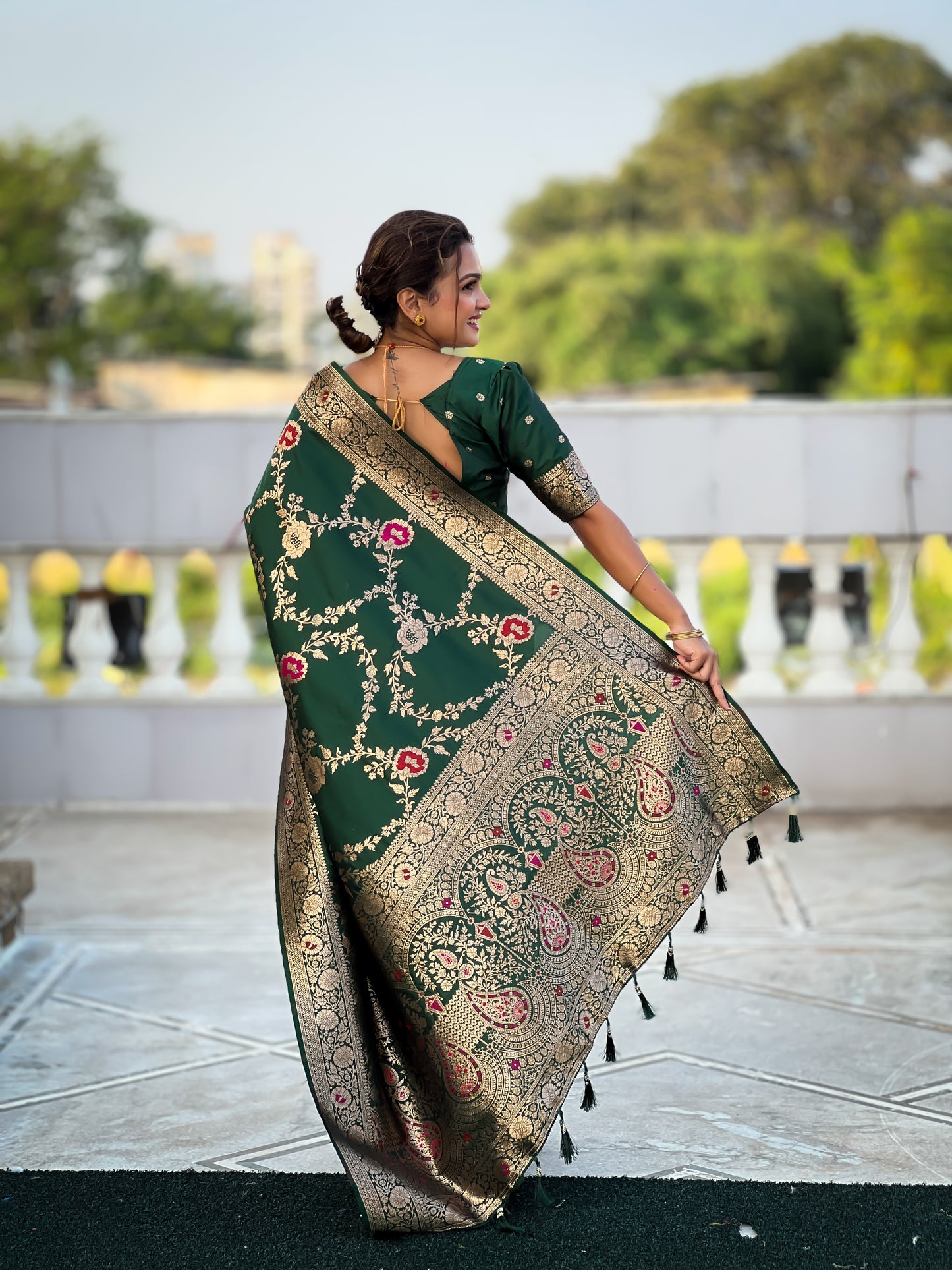 Green Banarasi Silk Saree with Intricate Zari Work