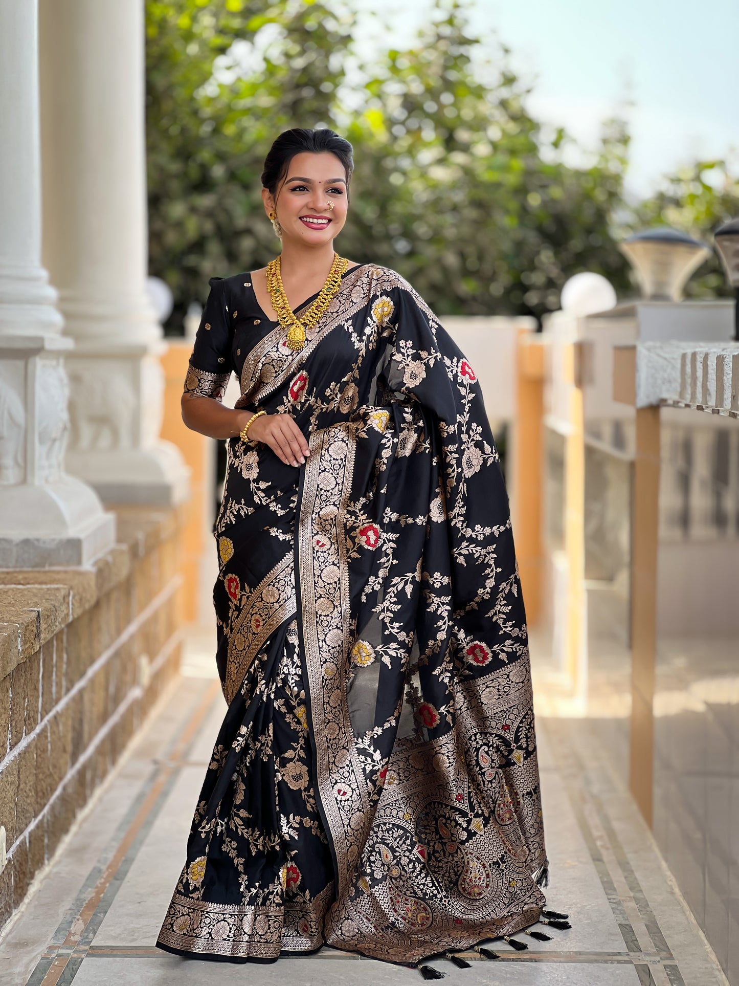 Black Banarasi Silk Saree with Intricate Zari Work