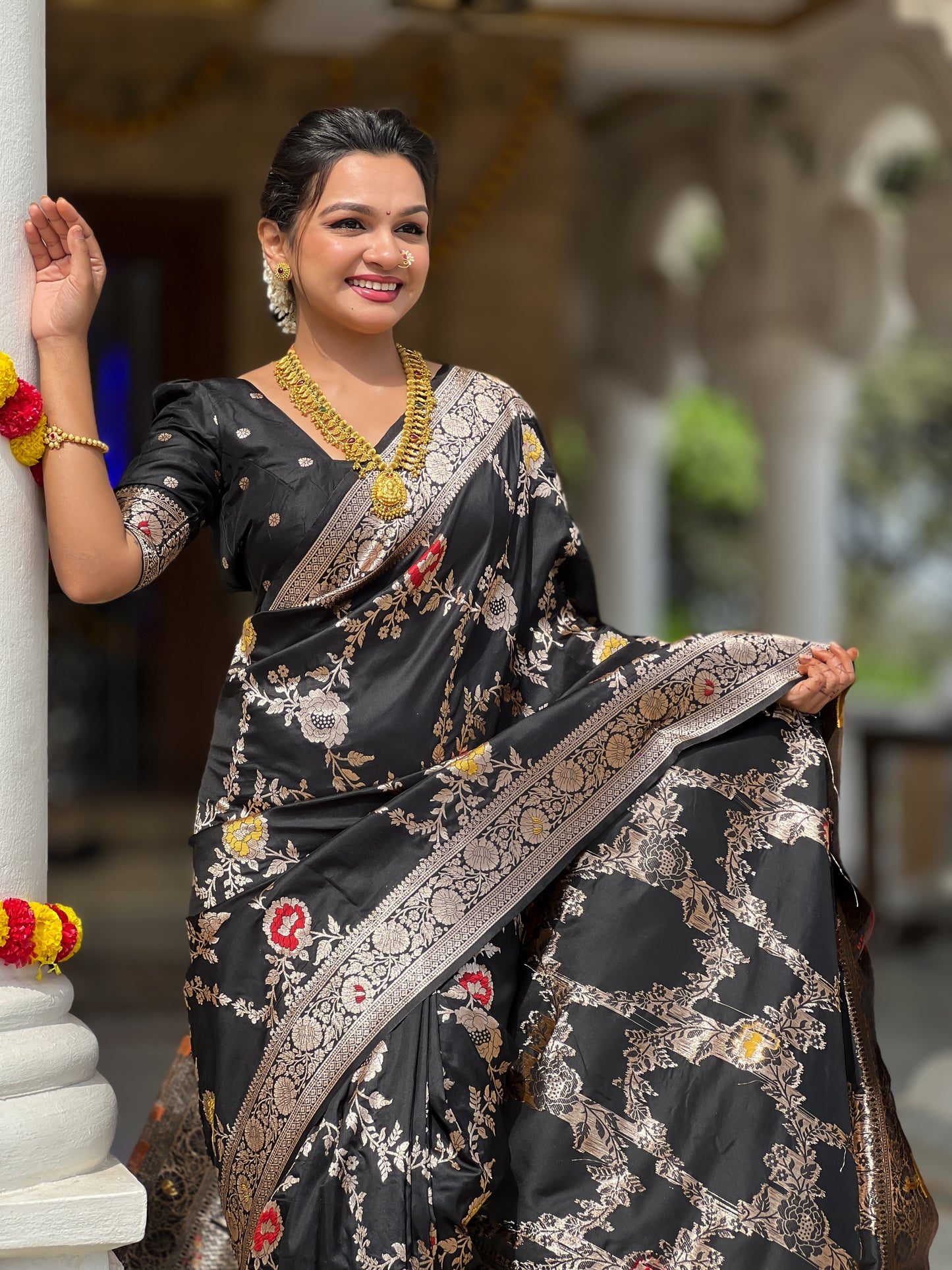 Black Banarasi Silk Saree with Intricate Zari Work