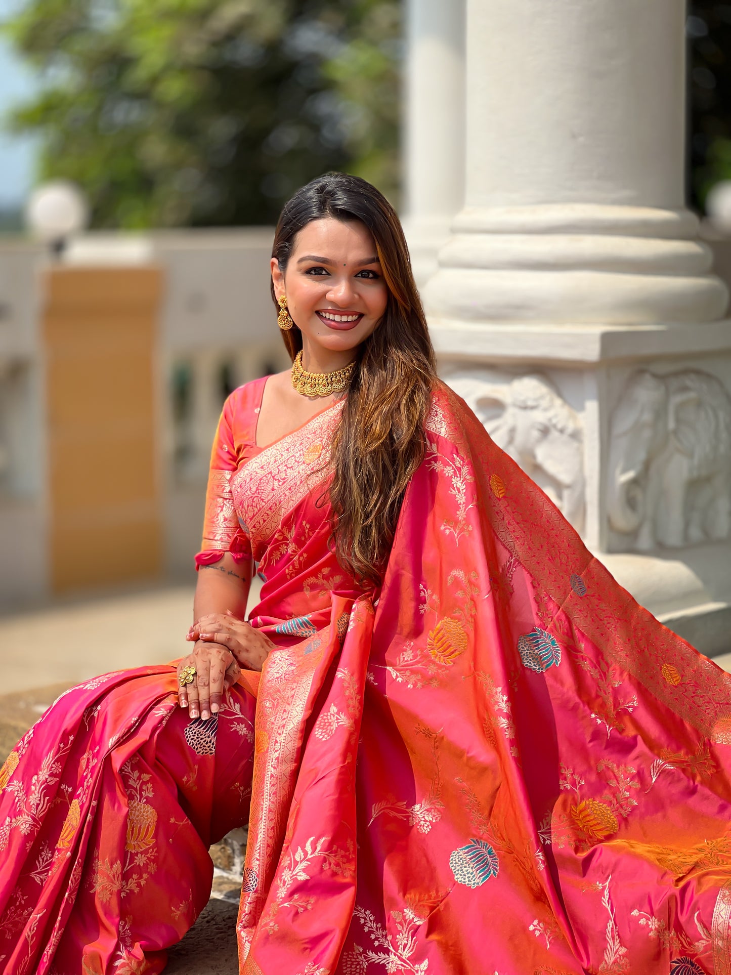 Gajari Pink Banarasi Silk Saree with Intricate Zari Work