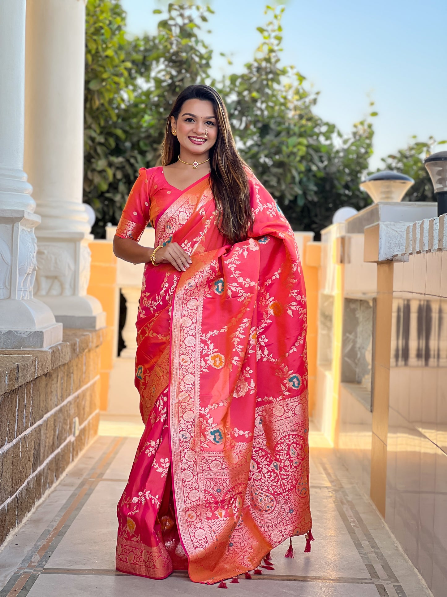 Gajari Pink Banarasi Silk Saree with Intricate Zari Work