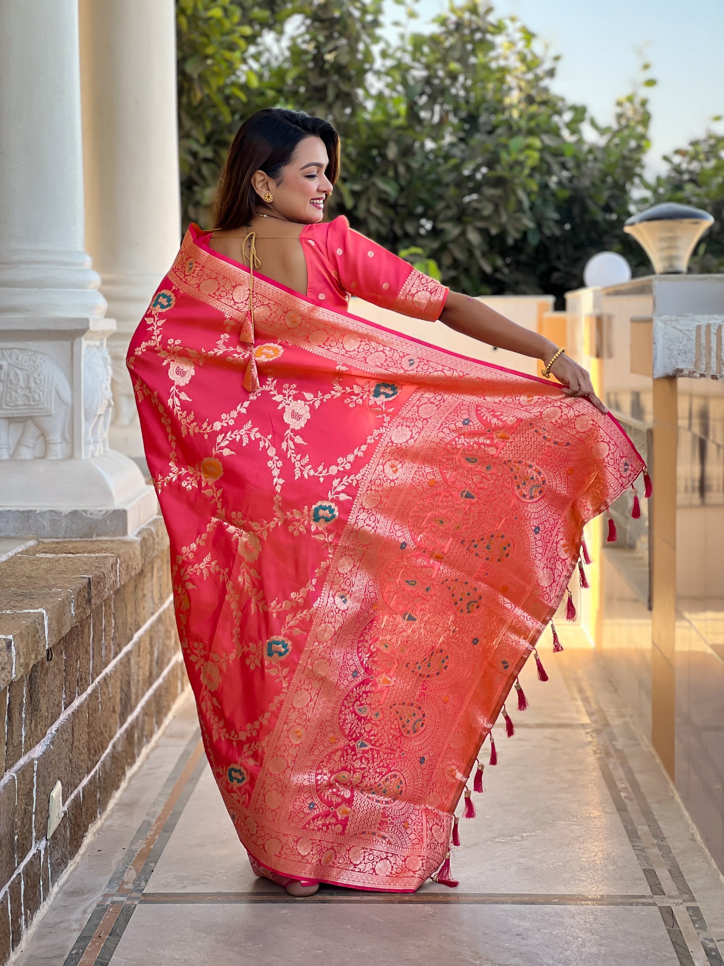 Gajari Pink Banarasi Silk Saree with Intricate Zari Work