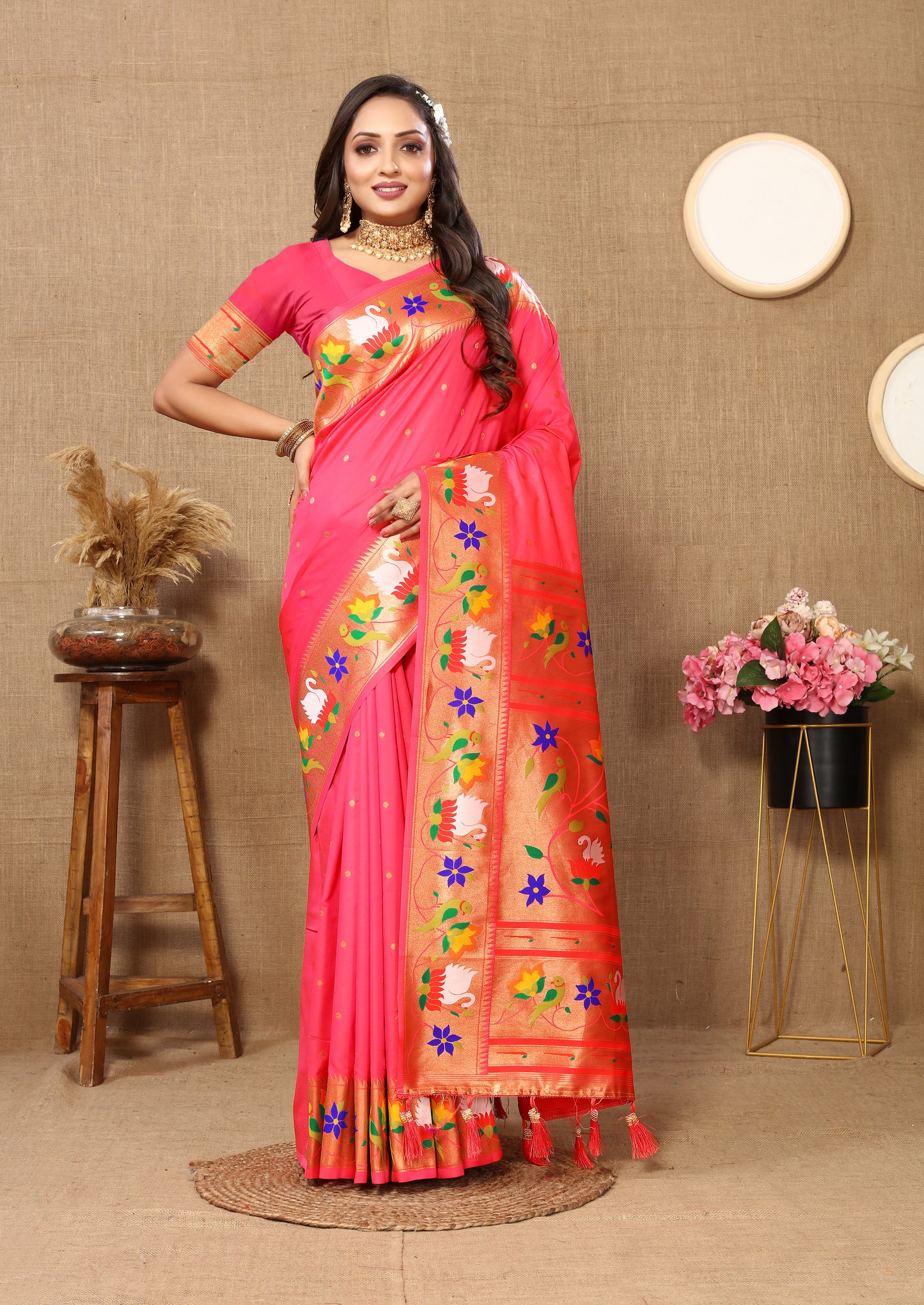 Gajri Yeola Style Rajhans Paithani Saree