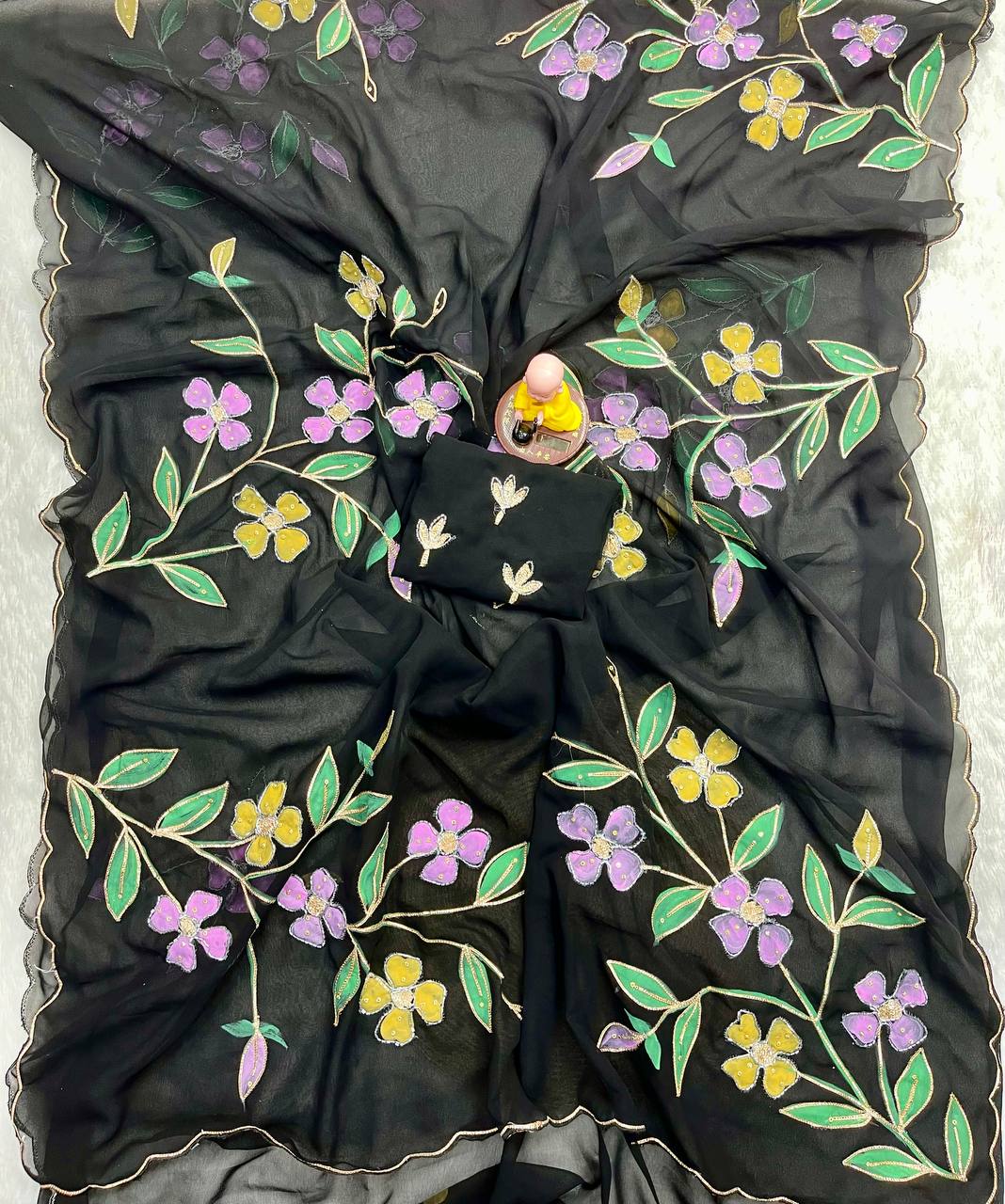 Elegant Black Organza Floral Brush Print Saree