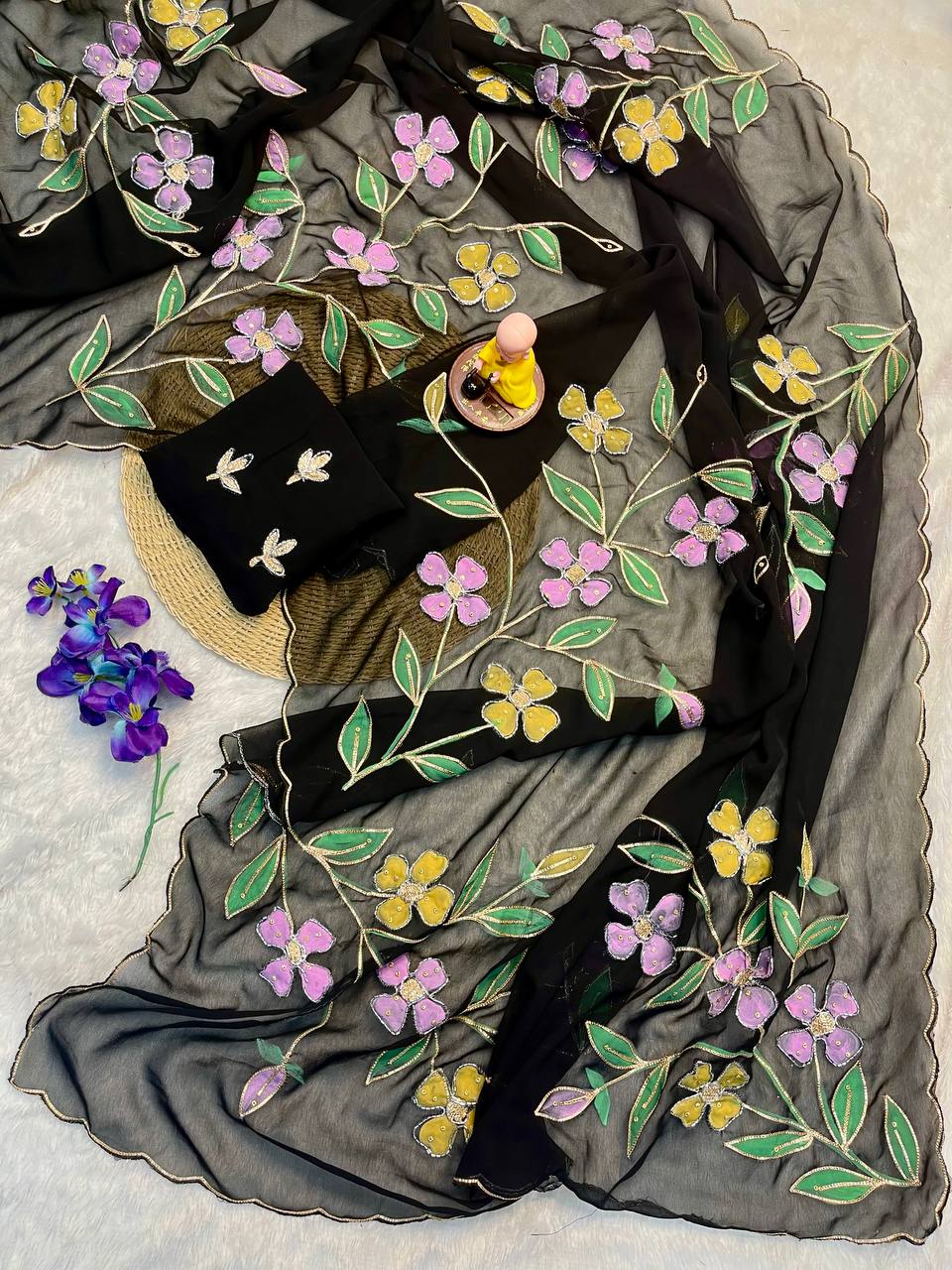 Elegant Black Organza Floral Brush Print Saree