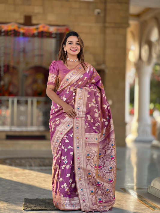 Onion Banarasi Silk Saree with Intricate Zari Work