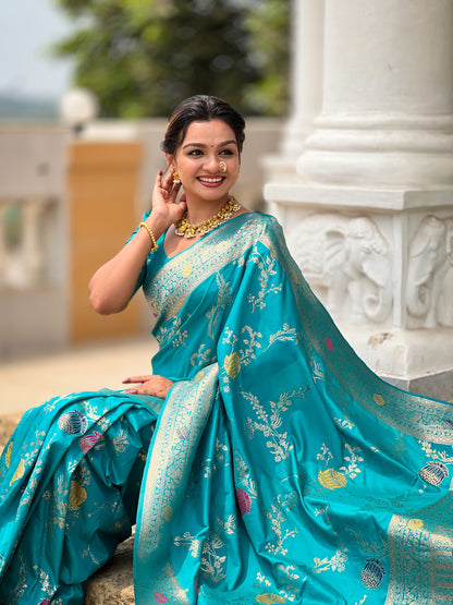 Rama Banarasi Silk Saree with Intricate Zari Work