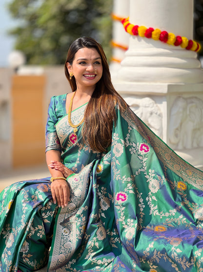 Rama Banarasi Silk Saree with Intricate Zari Work