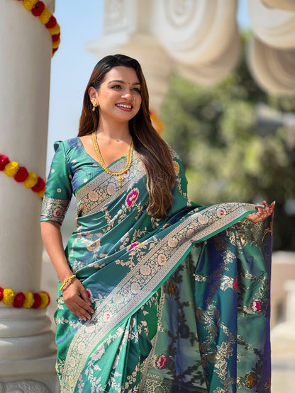 Rama Banarasi Silk Saree with Intricate Zari Work