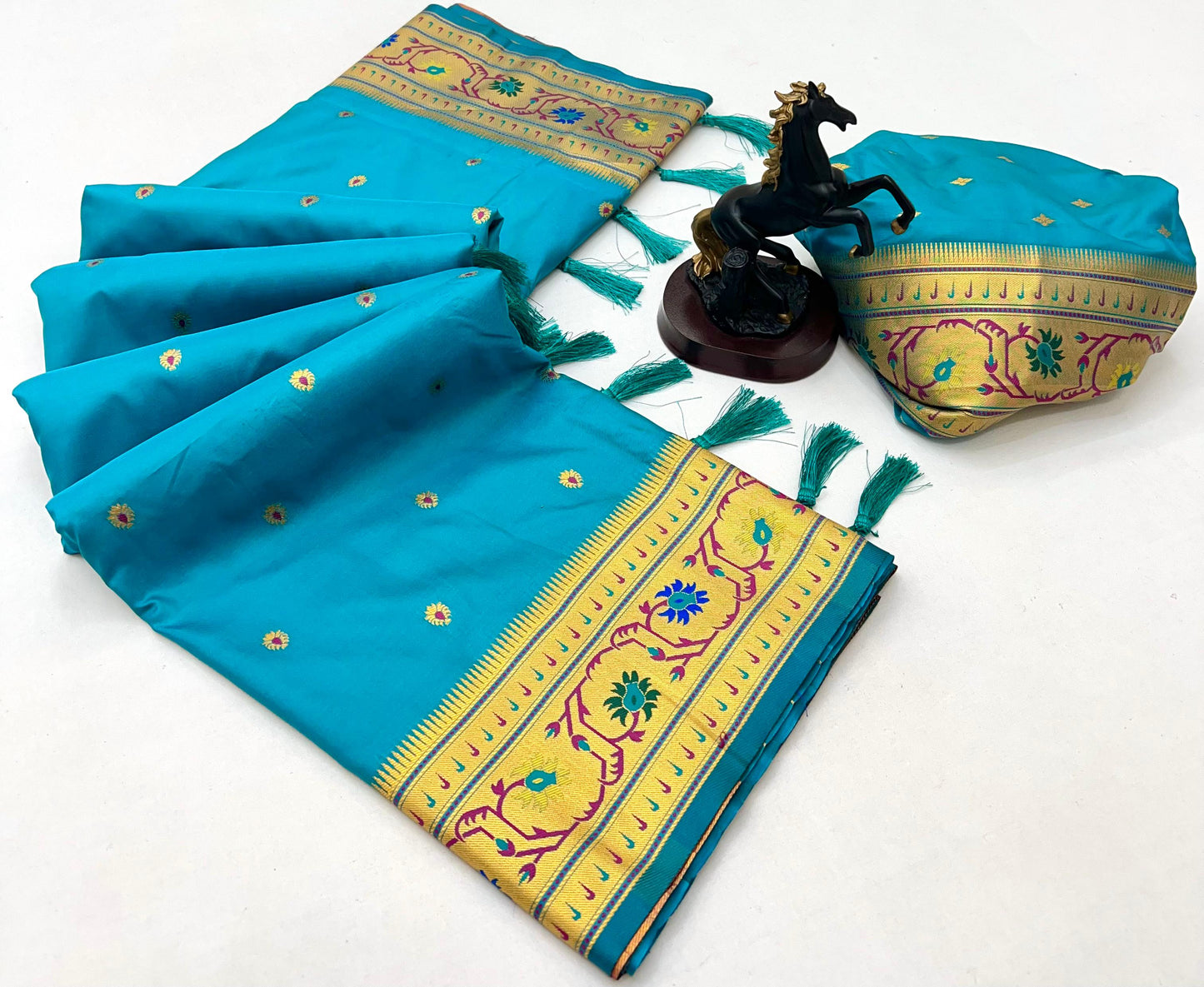 Sky Brocket Border Soft Silk Paithani