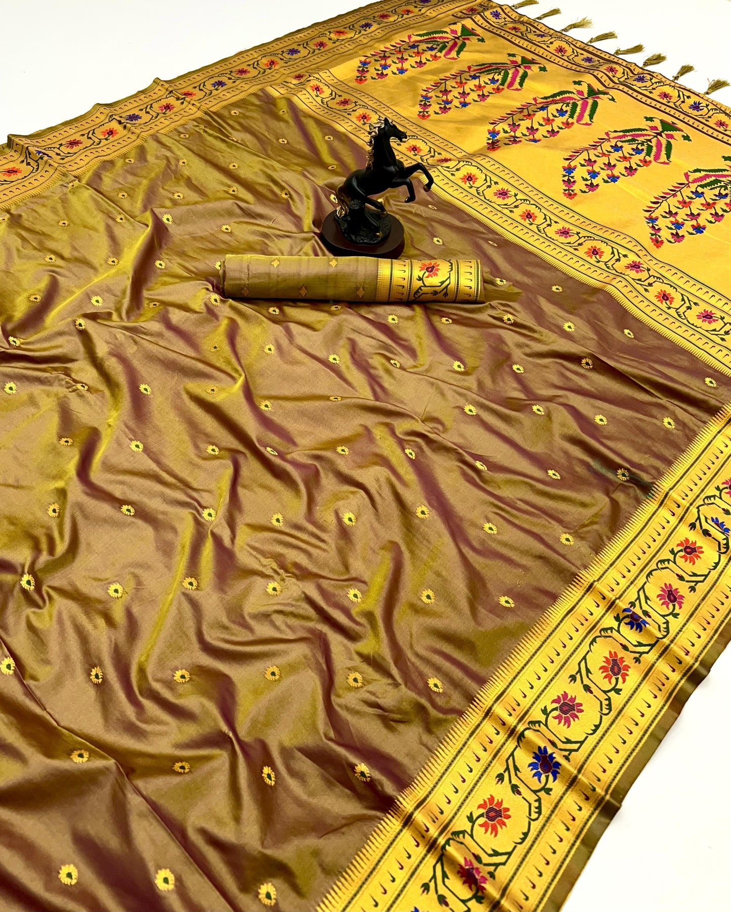 Cheeku Brocket Border Soft Silk Paithani