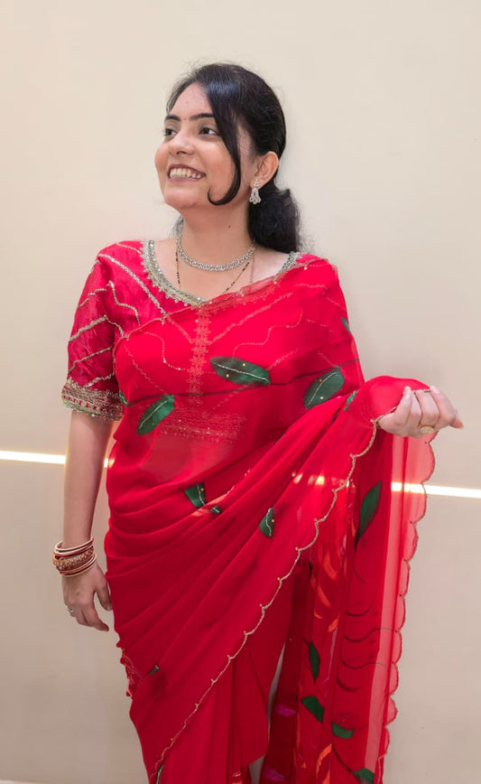 Elegant Red Georgette Floral Brush Print Saree