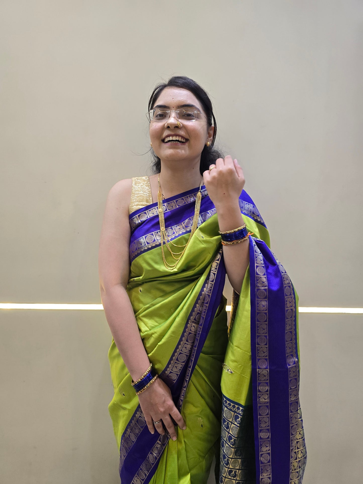 Eyecapthear Soft Gadwal Silk Saree